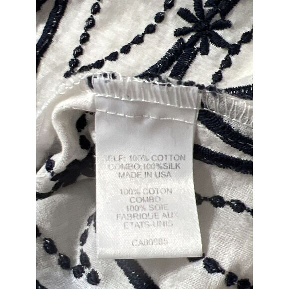 Nanette Lepore shortsleeve Top White & Navy Embroidered sz 2 - Picture 6 of 7